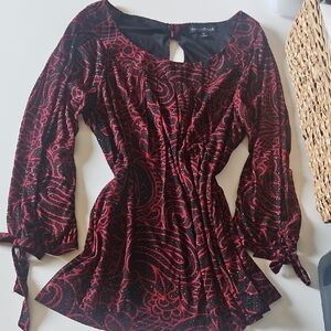 Sara Michelle Red and Black Blouse